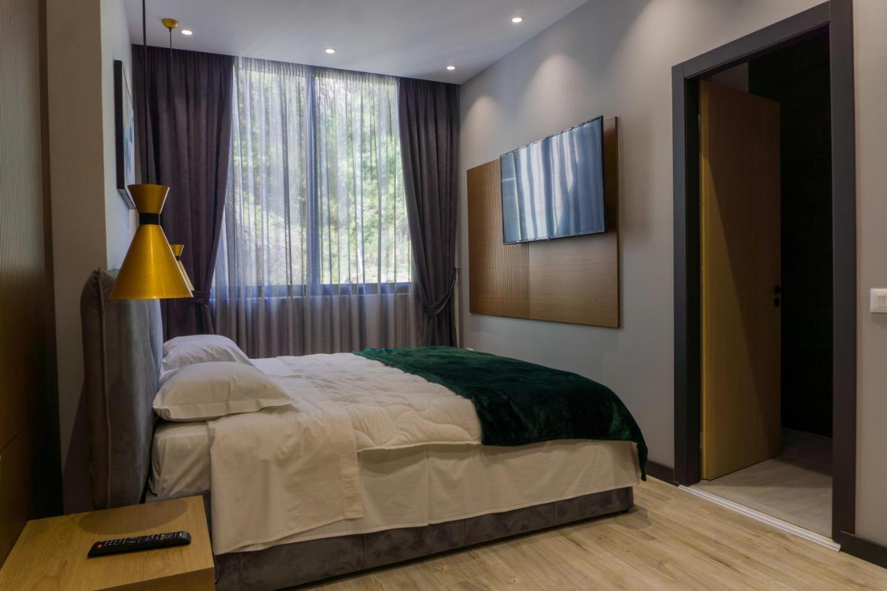 Hotel Morfeus Durres Exterior photo